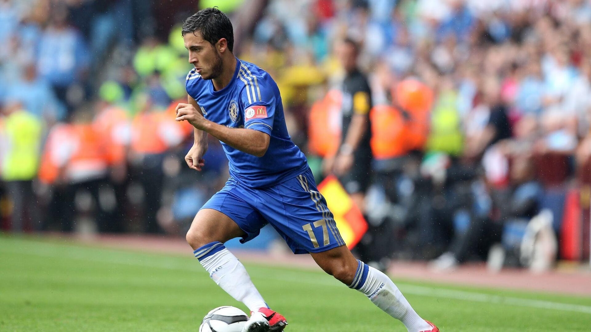 足球场馆建设标准化,行业迈向高质量发展,标准足球场建设大约需要多少钱